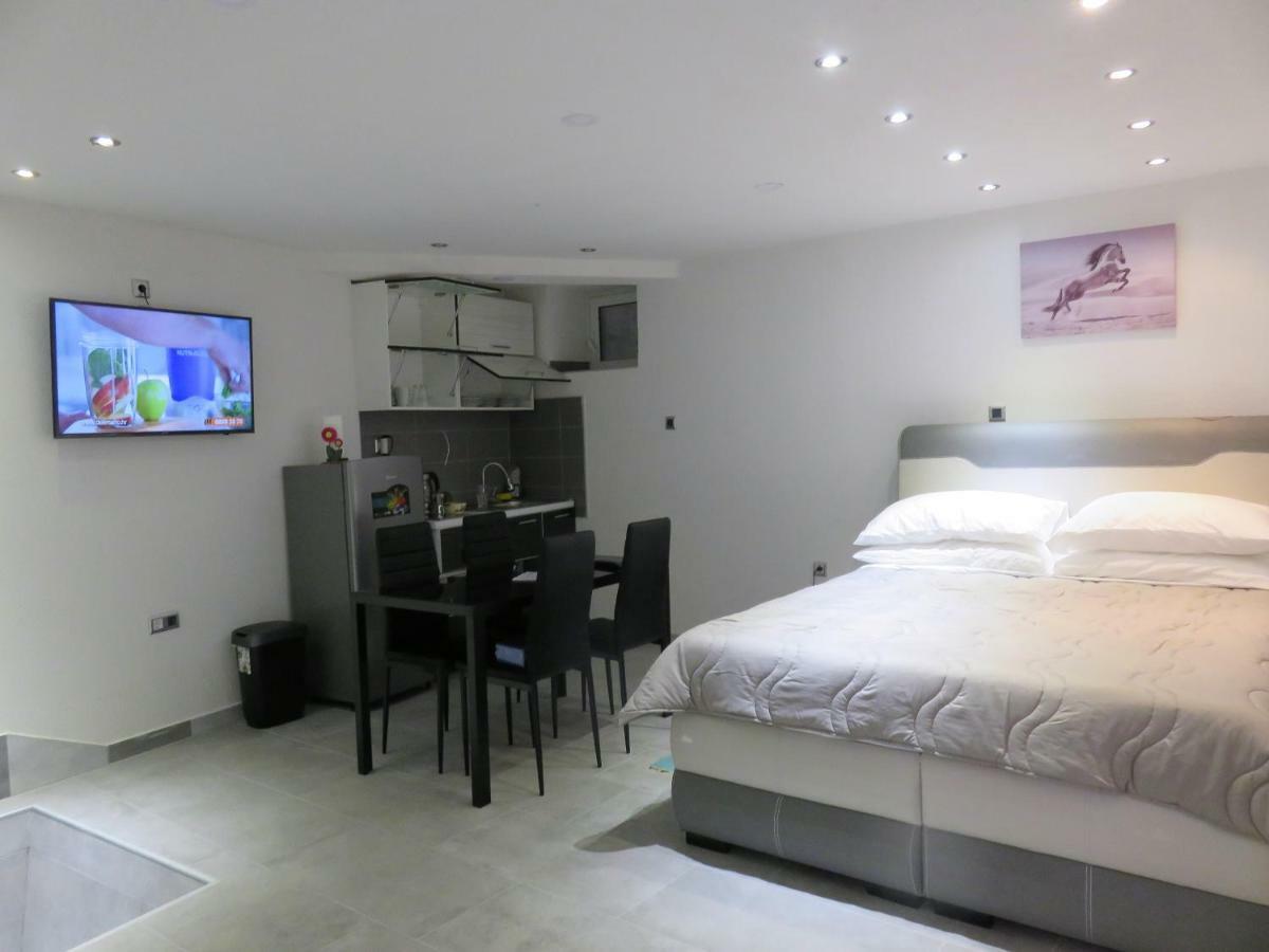 Apartament Cres Dış mekan fotoğraf